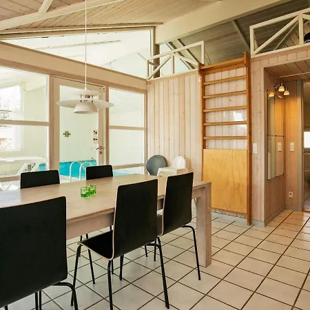 Spacious Holiday Home In Lokken With Sauna * Gronhoj (Nordjylland)