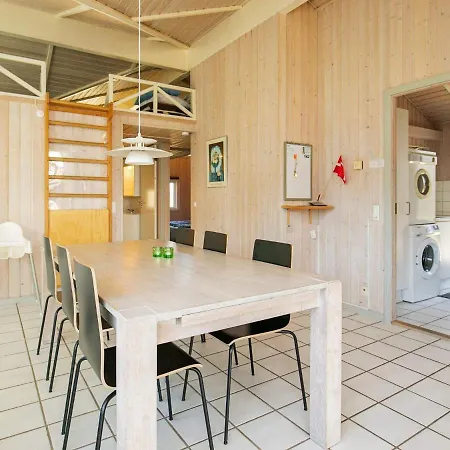 Spacious Holiday Home In Lokken With Sauna * Gronhoj (Nordjylland)