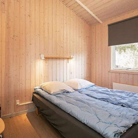 Spacious Holiday Home In Lokken With Sauna Prázdninový dům *